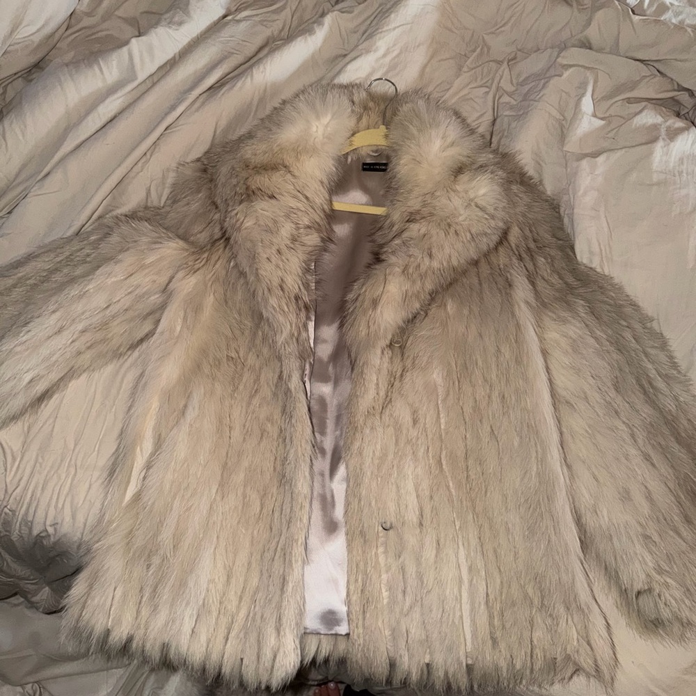 Luxury Cream and Beige Fox Fur Coat - Women's Sz S - Picture 2 of 6